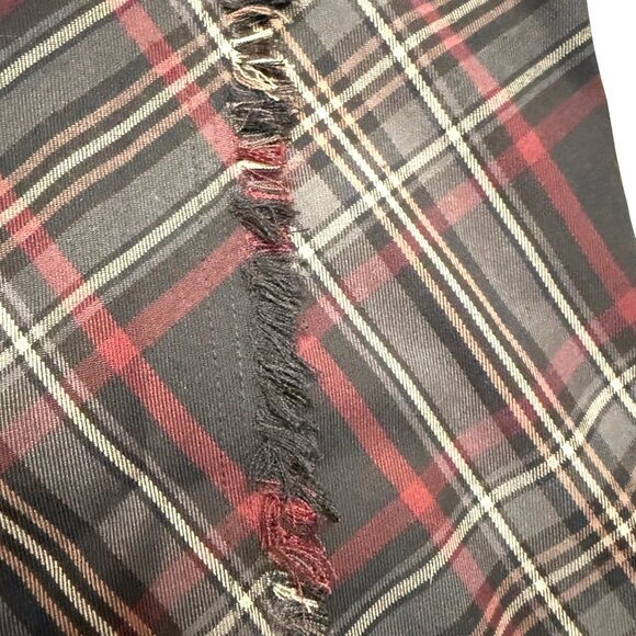 Croft & Barrow Women's Skirt Sz 14 Black Red Plaid Fringe Toggle Stretch Vintage - Picture 3 of 9